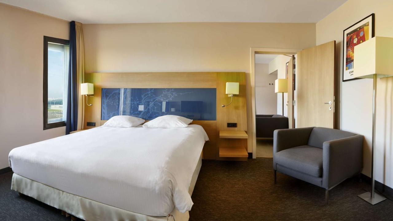 Park Inn By Radisson Liege Airport Grâce-Hollogne Exterior foto