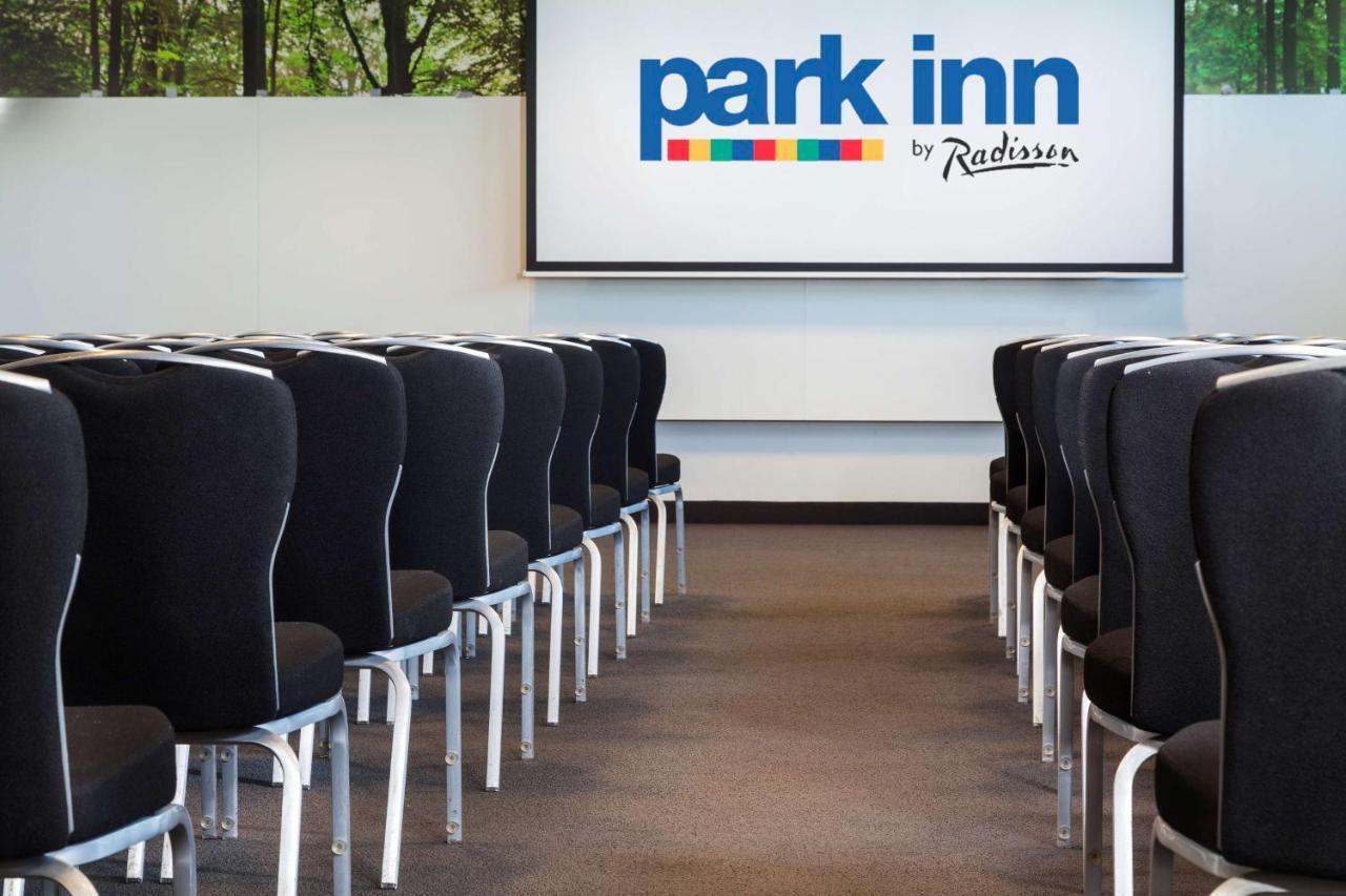 Park Inn By Radisson Liege Airport Grâce-Hollogne Exterior foto