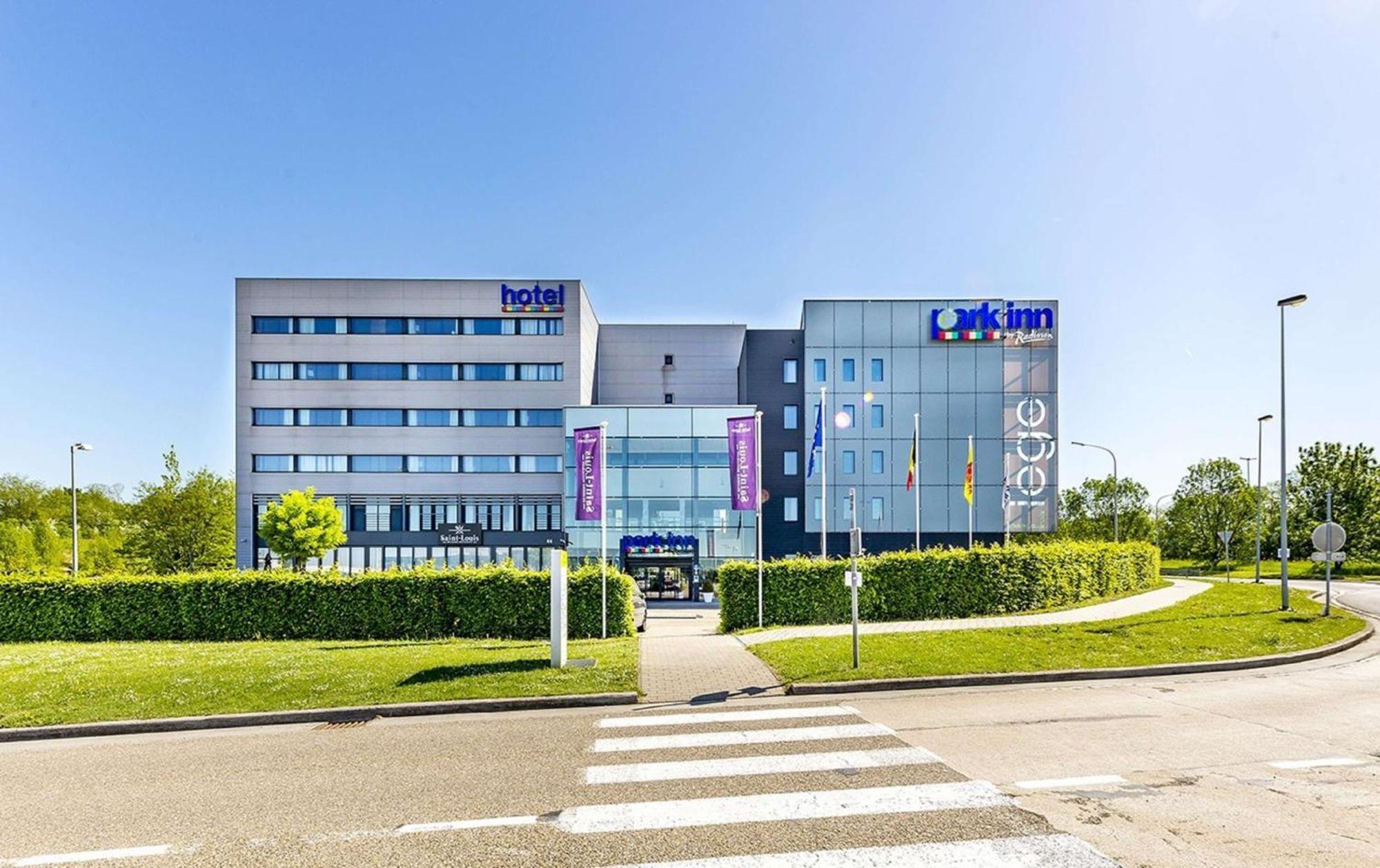 Park Inn By Radisson Liege Airport Grâce-Hollogne Exterior foto