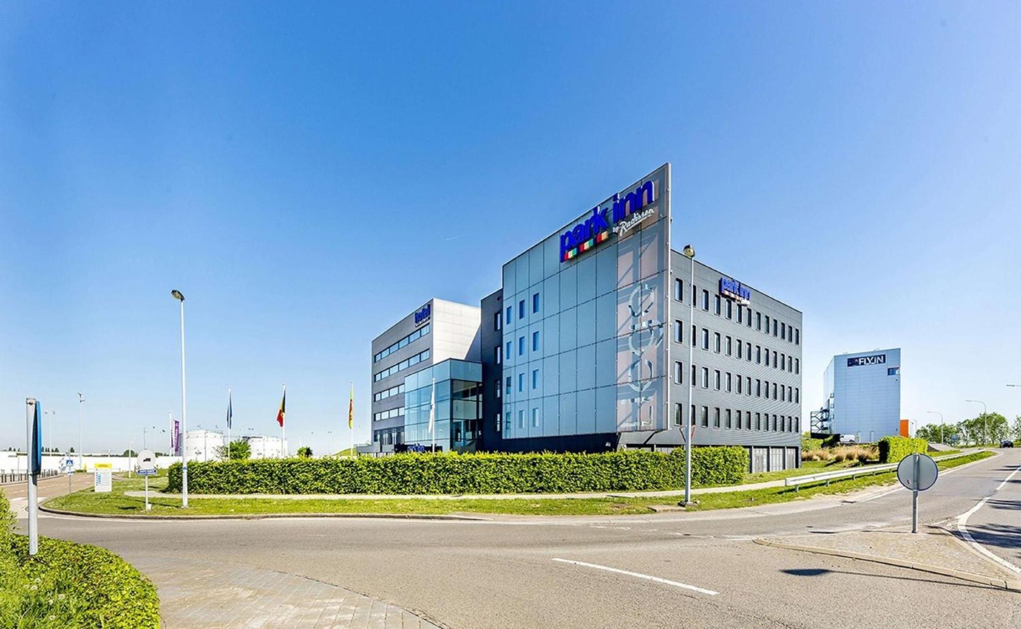 Park Inn By Radisson Liege Airport Grâce-Hollogne Exterior foto